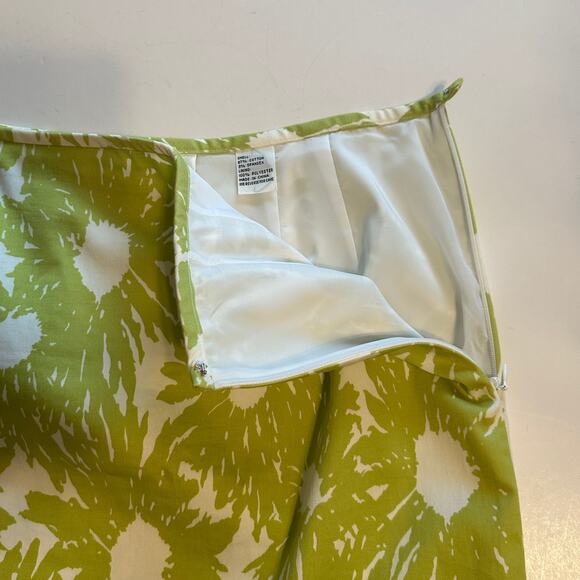 Talbots Floral Stretch Skirt Womens Size 10P Green White Cotton Career Office - Picture 6 of 9